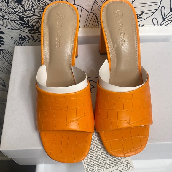 The Drop Orange Chunky Heel Mules - Picture 3 of 8